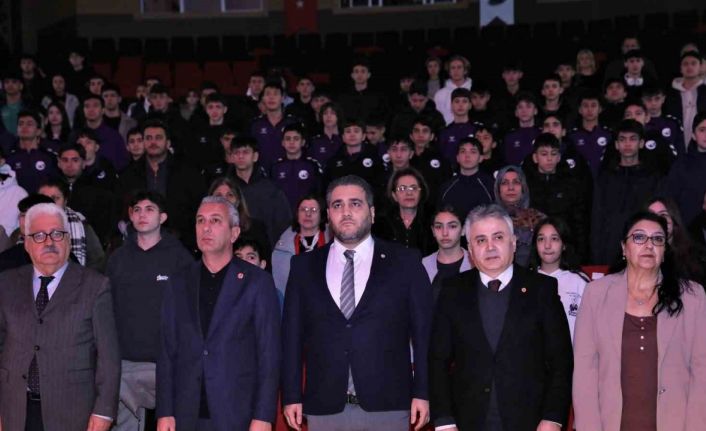 Keçiören Belediyesi’nden genç sporcular için "Sağlıklı Zihin, Güçlü Beden" sempozyumu