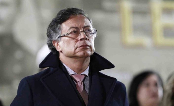 Kolombiya Devlet Başkanı Petro: "Kolombiya’yı savunmak için elime silah almaya hazırım"