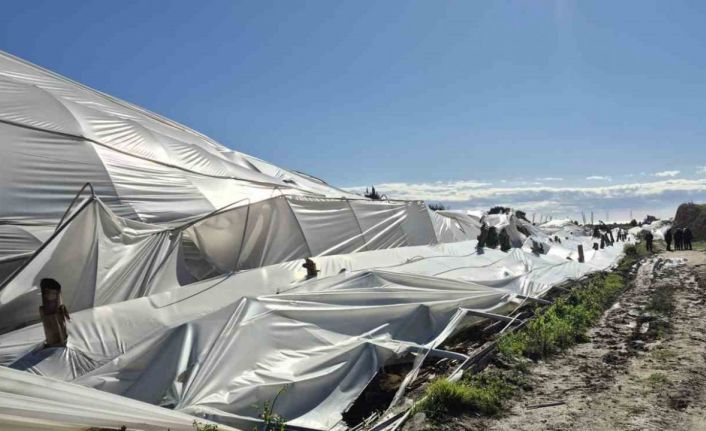 Manavgat’ta hortumdan zarar gören bölgelerde hasar tespit çalışması yapıldı