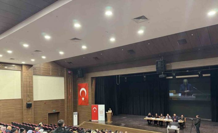 Mardin’de evlilikte 25 yılını tamamlayan 47 çift için umre kurası çekildi