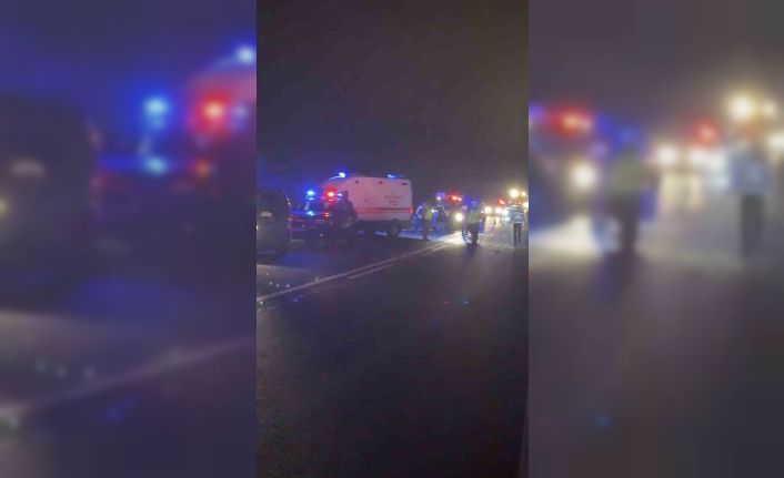 Mardin’de otomobil ile hafif ticari araç çarpıştı: 3 ölü, 2 yaralı