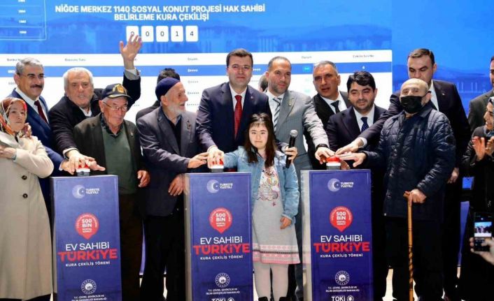 Niğde’de 2 bin 604 sosyal konutun hak sahipleri kura ile belirlendi