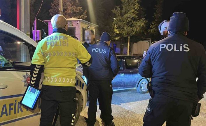 Polisin alkollü sürücüyle imtihanı: "Ahmet’cim bana senin ’şuradan git’ demen canımı sıktı"