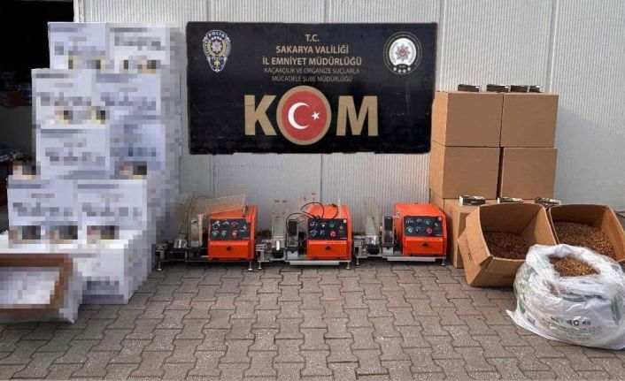 Polisten iki ilçede uyuşturucu ve kaçakçılık operasyonu: 4 gözaltı