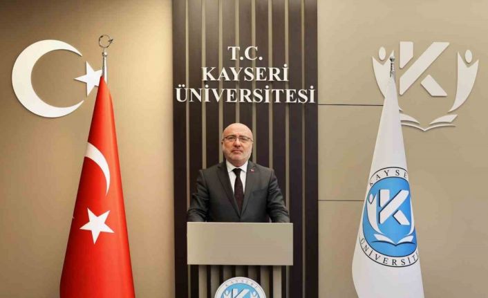 Rektör Karamustafa: "Kandiller, toplumsal birlikteliği güçlendiren, manevi değerleri diri tutan özel zamanlardır"