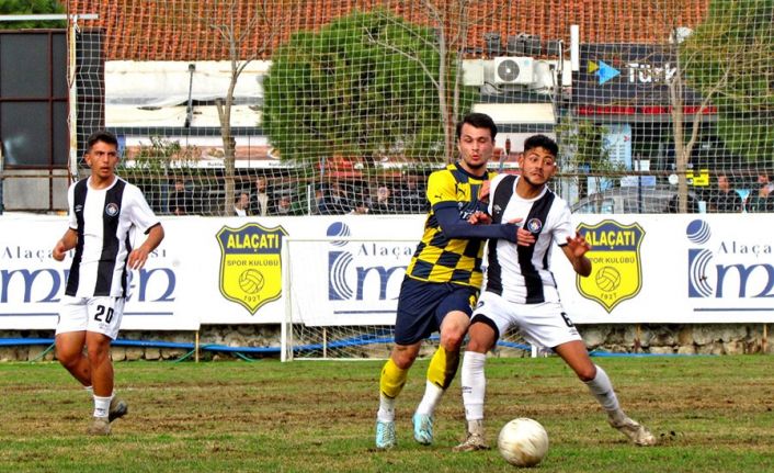 Süper Amatör’de Yerel Derbi Berabere Bitti: Alaçatıspor - Çeşme Belediyespor 2-2