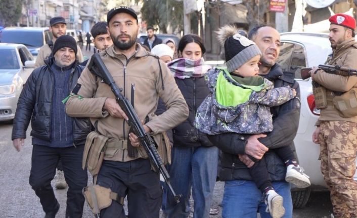 Suriye İç Güvenlik Güçleri, Şeyh Maksud’da SDG’nin canlı kalkan olarak kullandığı sivilleri kurtardı