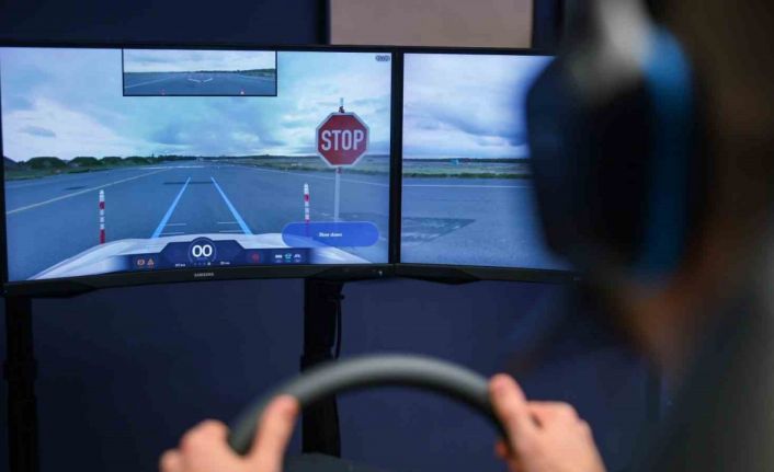 Sürücü adayları Japonya’da yoğun kamp programından, Çin’de 4 aşamalı sınav maratonundan geçiyor