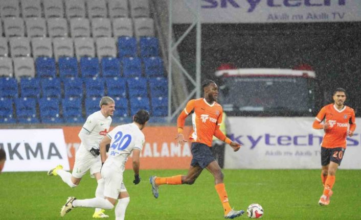 Trendyol Süper Lig: RAMS Başakşehir: 2 - Çaykur Rizespor: 2 (Maç sonucu)