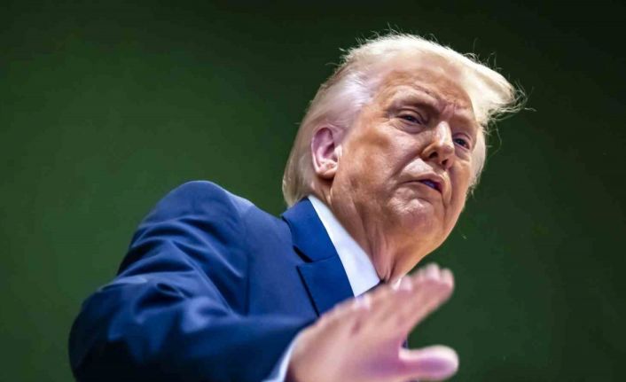 Trump’tan Kanada’ya Çin’le ticaret anlaşması tehdidi: "Yüzde 100 gümrük vergisi uygulanır"