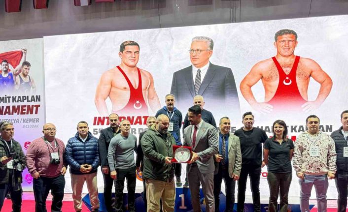 Uluslararası Yaşar Doğu, Vehbi Emre ve Hamit Kaplan Turnuvası sona erdi