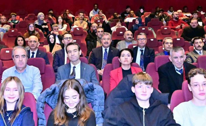 Vali Yılmaz, Gazze’de bir çocuğun şehadet öyküsünü konu alan filmi izledi