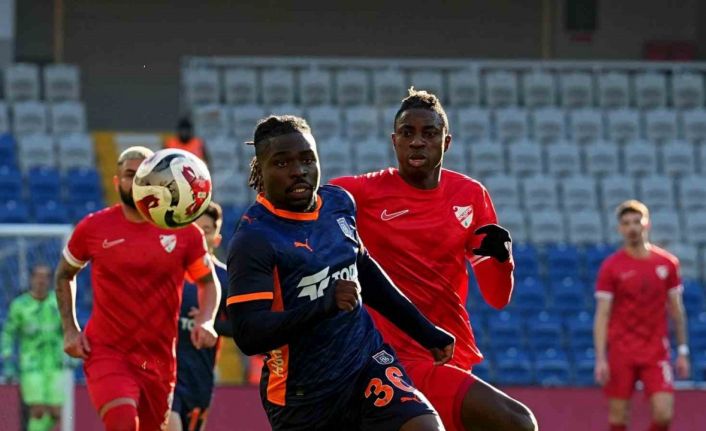Ziraat Türkiye Kupası: RAMS Başakşehir: 1 - Boluspor: 1 (İlk yarı)