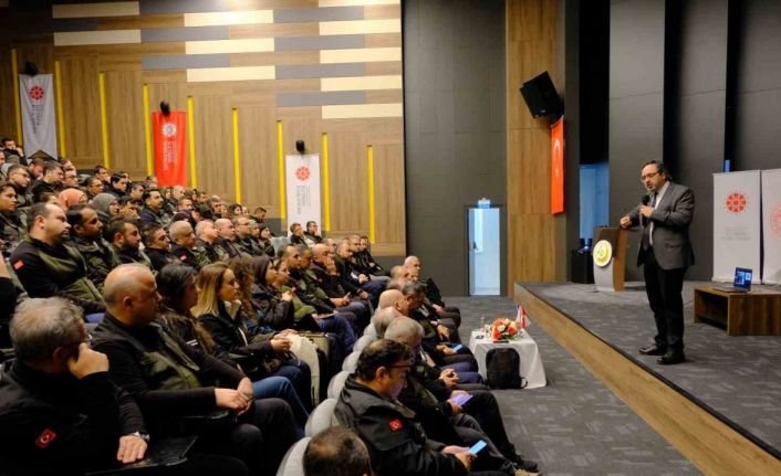 Adana’da orman teşkilatına yönelik etkili iletişim ve liderlik eğitimi düzenlendi