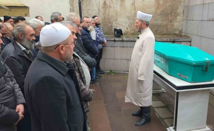 Antalya’daki otobüs kazasında hayatını kaybeden sürücü memleketi Kütahya’da son yolculuğuna uğurlandı