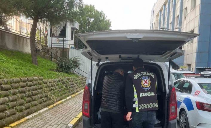 Avcılar’da trafik kullarını ihlal eden sürücüye 6 bin 457 TL ceza