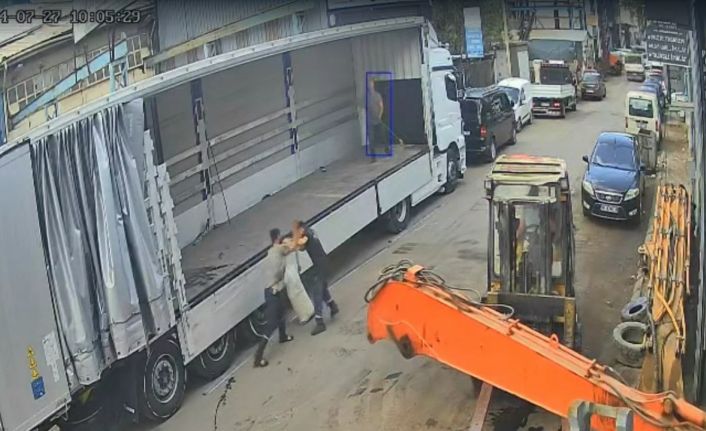 Ayağından vince asılan zihinsel engelli vatandaşın aynı iş yerinde daha önce de darp edildiği ortaya çıktı