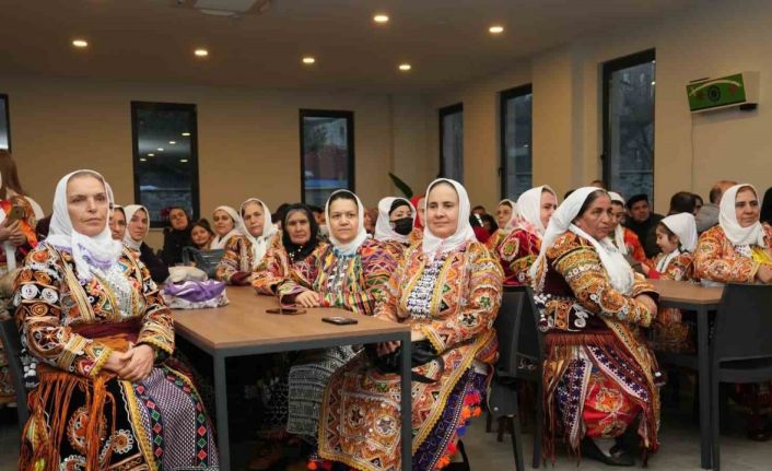 Bakan Ersoy: "Bu millet can cana, gönül gönüle verdikçe geleceğimiz güçlü ve aydınlık olacaktır"