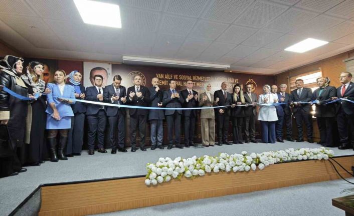 Bakan Göktaş: "28 Şubat’ın karanlık izlerini silmek için gece gündüz demeden çalışmaya devam edeceğiz"