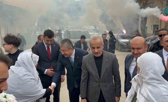 Bakan Uraloğlu: "İnşallah önümüzdeki sene de her şeyle beraber bu yolu bitireceğiz"