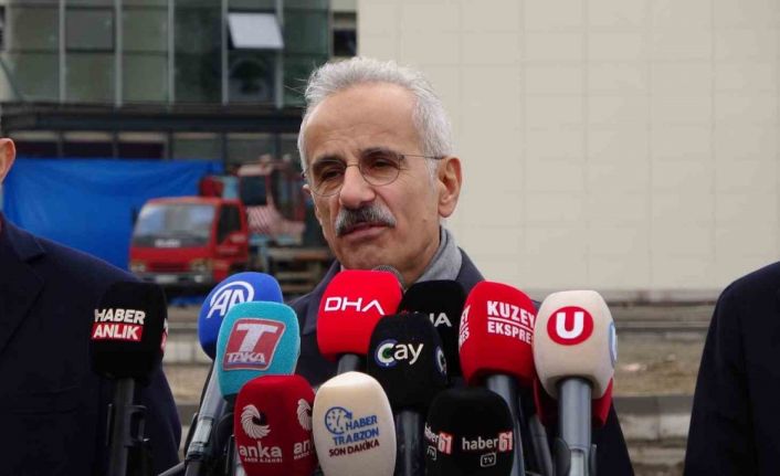 Bakan Uraloğlu: "İran, Irak, Suriye, Lübnan ve Ürdün‘e olan bütün uçuşları 2 Mart’a kadar iptal ettik"