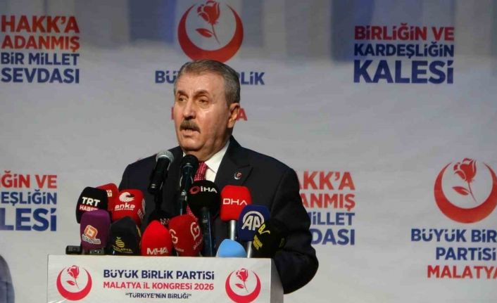BBP Genel Başkanı Destici: "Deprem bölgeleri ayağa kalkıyor, devletimiz güçlüdür"