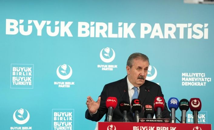 BBP Genel Başkanı Destici: "Ne yapmış Akın Gürlek, bahisçilerin üstüne gitmiş. Millet olarak teşekkür etmemiz lazım"