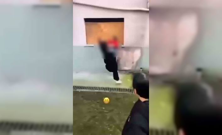 Bolu’da akran zorbalığı: Hem darp ettiler hem de ‘gülücük’ emojisiyle paylaştılar
