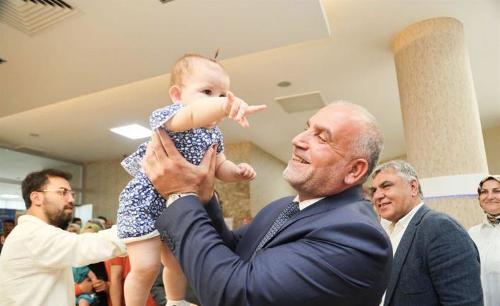 Bu ilçede çocuk sahibi olan ailelere 6 bin TL nakdi destek