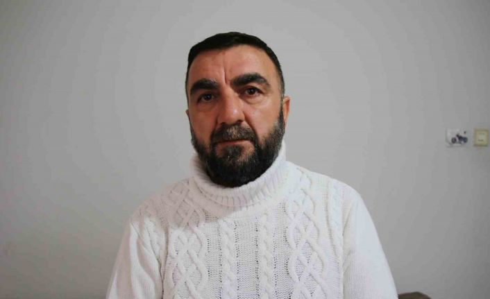 Buluştuğu kişiler tarafından ailesinin gözü önünde tekme tokat darp edildi, tehditler sürünce ailesiyle İstanbul’u terk etti