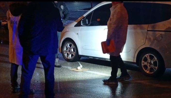 Bursa’da film gibi operasyon: Pompacı kılığıyla yakalandılar, el bombası ve silah ele geçirildi