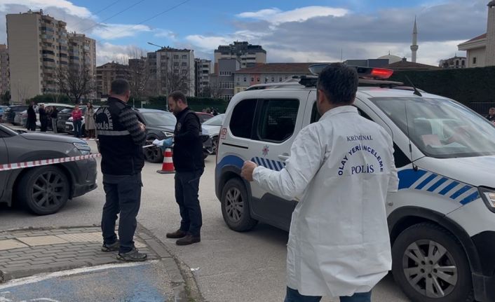 Bursa’da okul önünde kadın öğretmene silahlı saldırı düzenleyen eski nişanlısı tutuklandı