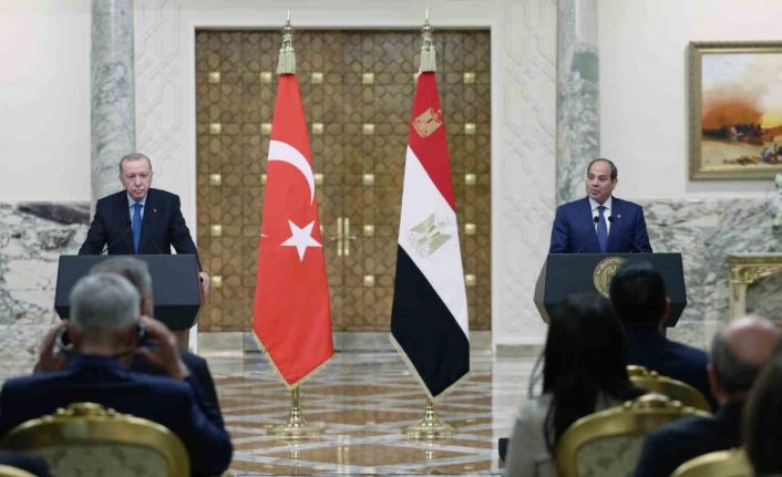 Cumhurbaşkanı Erdoğan: "Toprak bütünlüğü korunmuş, siyasi birliği sağlanmış bir Suriye’nin en büyük kazananı tüm bölgemiz olacaktır"