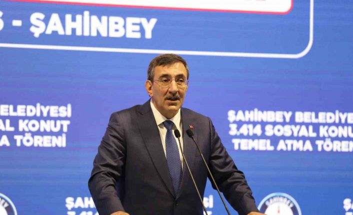 Cumhurbaşkanı Yardımcısı Yılmaz: "Şahinbey Belediyesi’nin yaptığını metropol bir belediye yapamıyor"