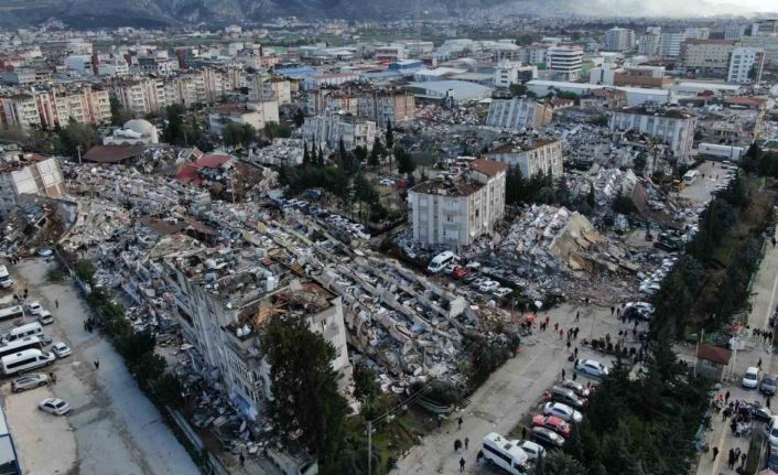 Depremde bin 200 insana mezar olan 600 konutlar ihya süreciyle birlikte yeniden vatandaşlara yuva oldu