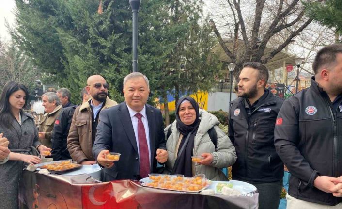 Devlet Memurları Konfederasyonu 6 Şubat depreminde hayatını kaybedenler için lokma hayrı yaptı