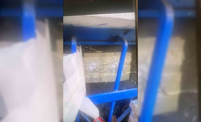 Esenyurt’ta haraç alamadığı dükkanı kurşunlayıp sahibini darp etti: O anlar kamerada