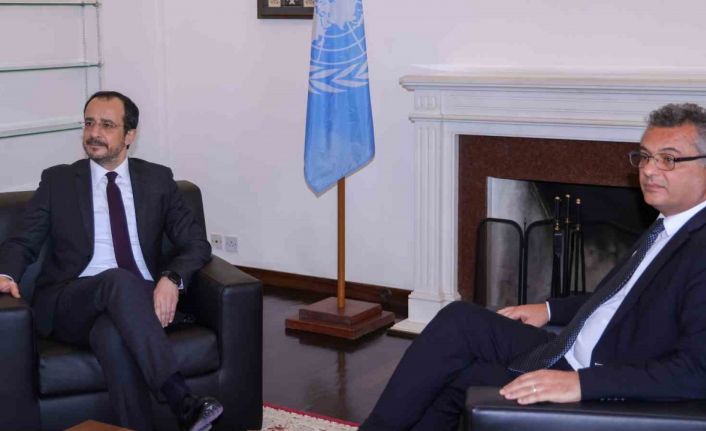 Güney Kıbrıs lideri Hristodulidis: "Erhürman ile açık ve dürüst bir görüşme gerçekleştirdik"