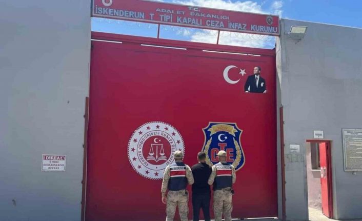 Hatay’da  24 yıl 6 ay hapis cezası bulunan cezaevi firarisi yakalandı