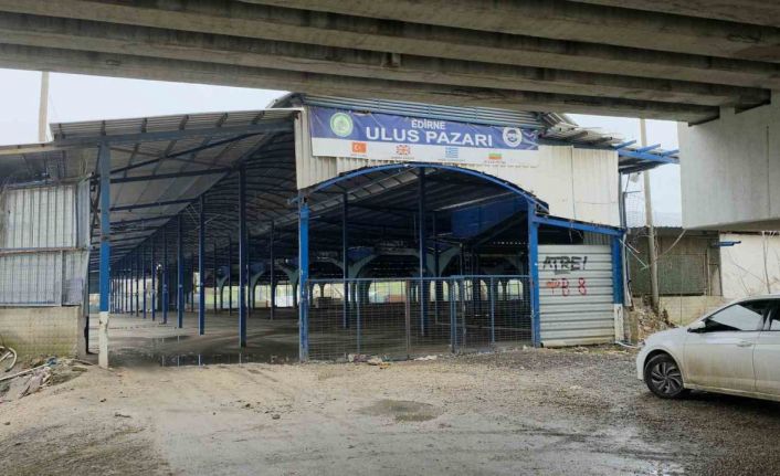 Kapanan Ulus Pazarı’nın elektrik tesisatı söküldü: Edirne Belediyesi 22 yıldır kurulan pazarı kapattı