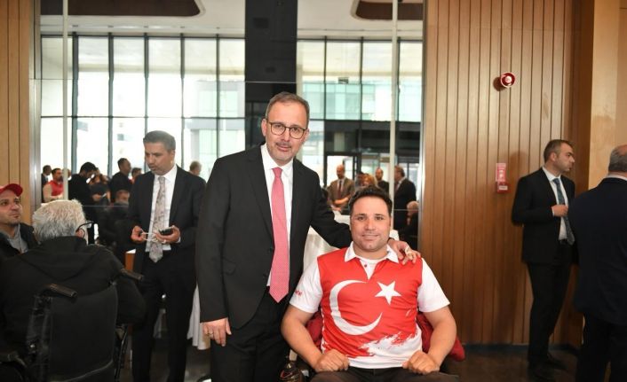 Kasapoğlu: "Batıda ne varsa doğuda da o olacak anlayışı, engelli hakları için de geçerlidir"