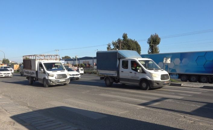 Kaza anı araç kamerasında: Daha önce 3 kişi ölmüştü bu sefer yayalara motosiklet çarptı