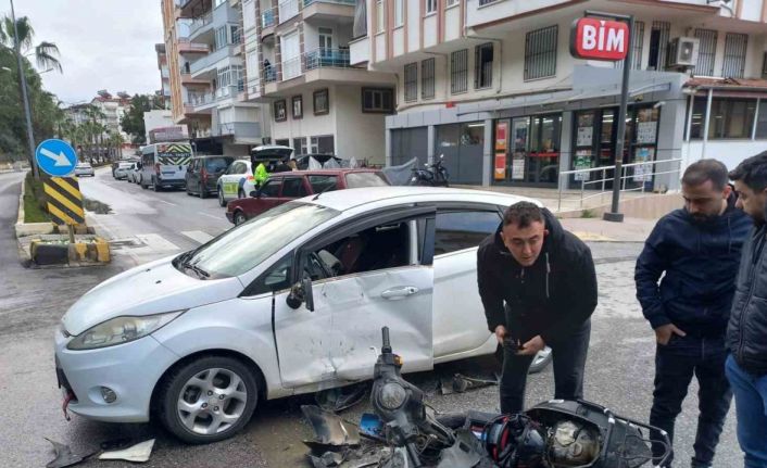 Kaza yapan motosikletli ehliyetsiz çıktı, 66 bin 590 TL ceza kesildi