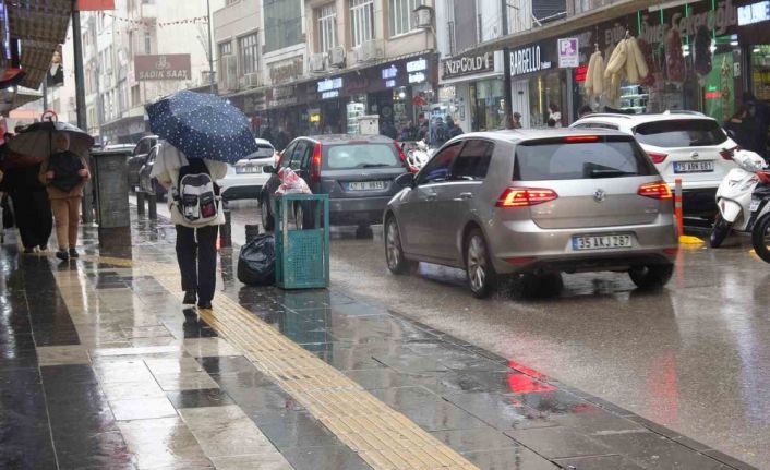 Kilis’te yağış etkili oluyor