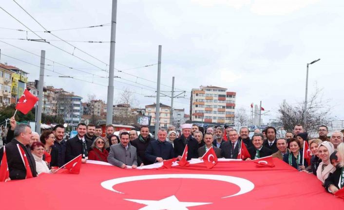 Kocaeli protokolü ve vatandaşlar Batı Trakya Türkleri için yürüdü