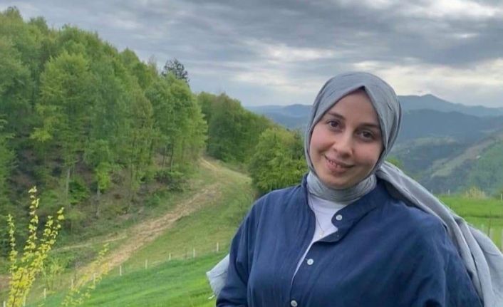 Mardin’deki feci kazada hayatını kaybeden genç kız gözyaşları arasında toprağa verildi