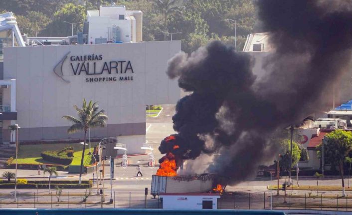 Meksika’da kartel liderinin öldürüldüğü eyalete 2 bin 500 asker daha konuşlandırıldı