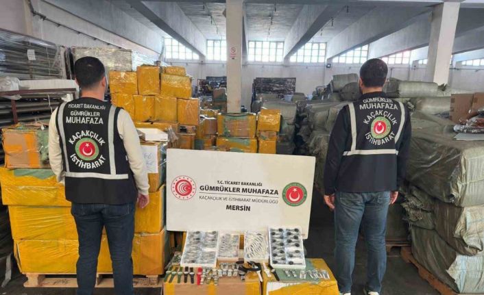 Mersin’de 1,5 milyar lira değerinde 116 bin kaçak kol saati ele geçirildi