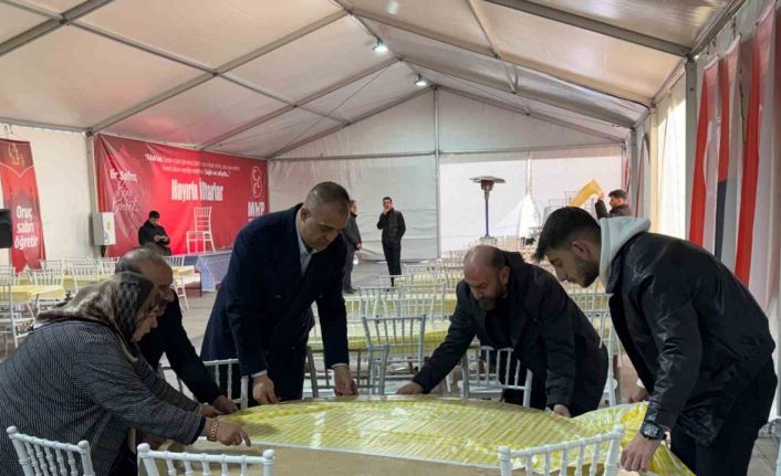MHP’den ‘Bir sofra bin bereket’ temalı iftar otağı