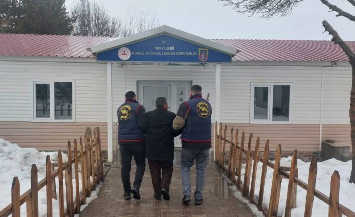 Muş’ta 1 yıl 6 ay kesinleşmiş hapis cezası ile aranan firari yakalandı